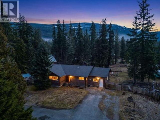 House for sale in Malakwa, British Columbia