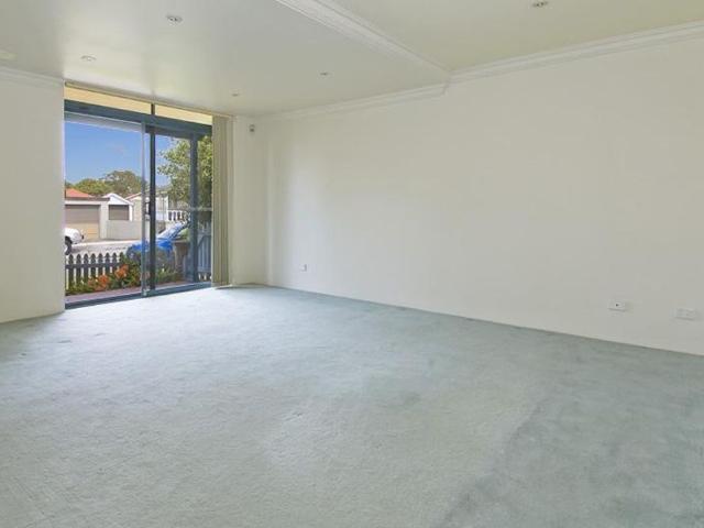 Townhouse for rent in Willoughby, New South Wales