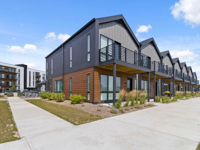 Condo for sale in Oak Creek, Wisconsin