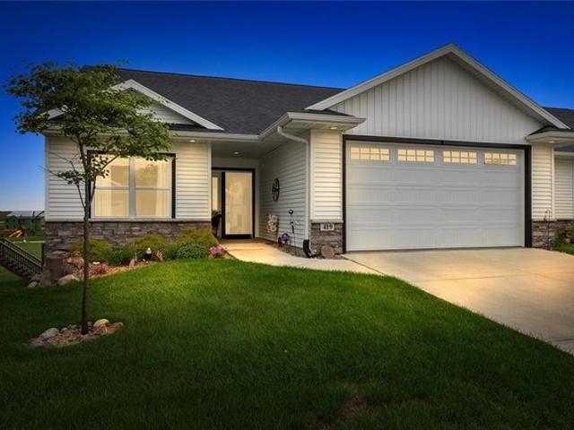 Condo for sale in Linn, Iowa