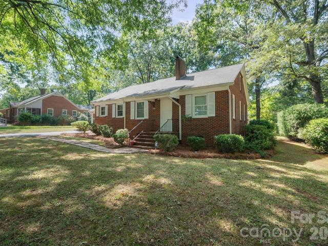 House for sale in Catawba, North Carolina