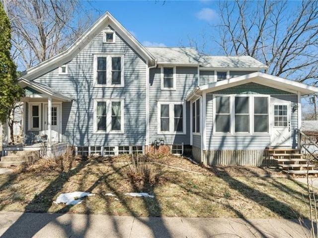House for sale in Linn, Iowa