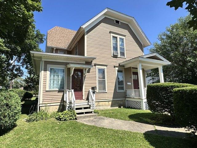 House for sale in Elgin, Illinois