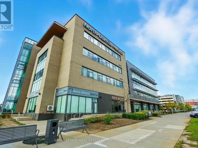 Commercial for rent in Oakville, Ontario