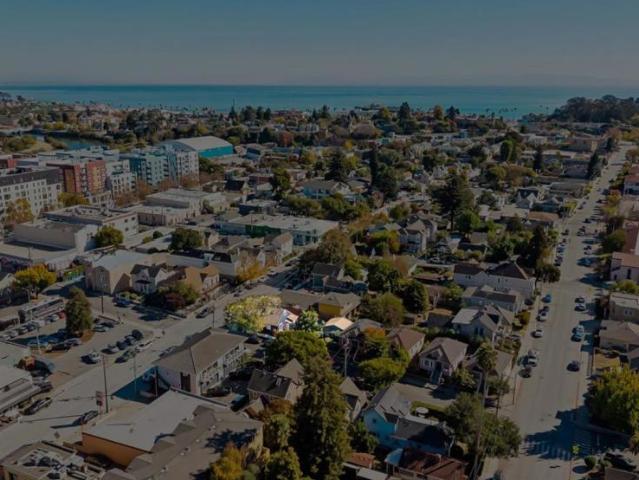 House for sale in Downtown District (Commercial), Santa Cruz