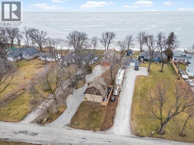 House for sale in Lakeshore, Ontario