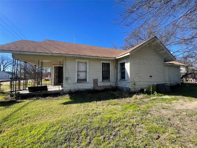 House for sale in Marlin, Texas