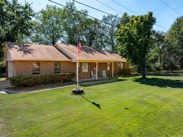 House for sale in Ark