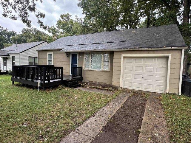 House for sale in Winfield, Cowley County