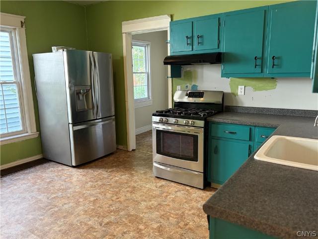 House for sale in Oneida, New York