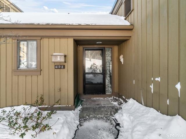 Condo for sale in Southbury, Connecticut