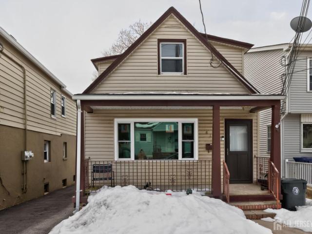 Property for sale in Perth Amboy, New Jersey