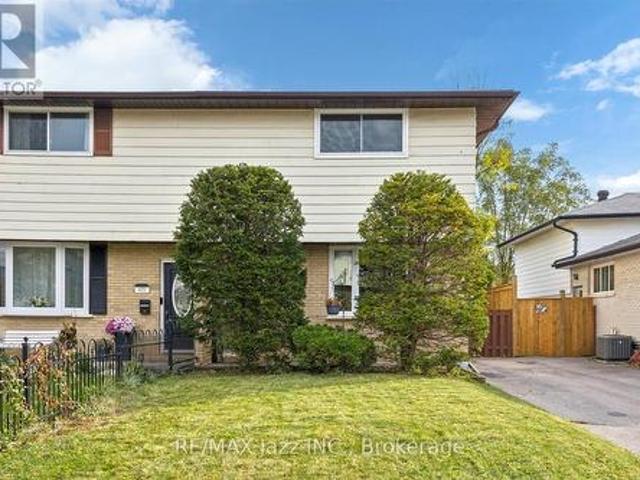 House for sale in O'Neill, Oshawa