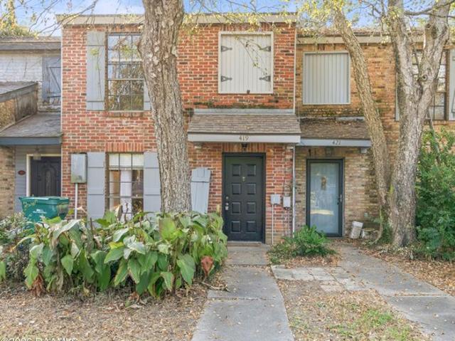 Townhouse for sale in Broussard, Louisiana