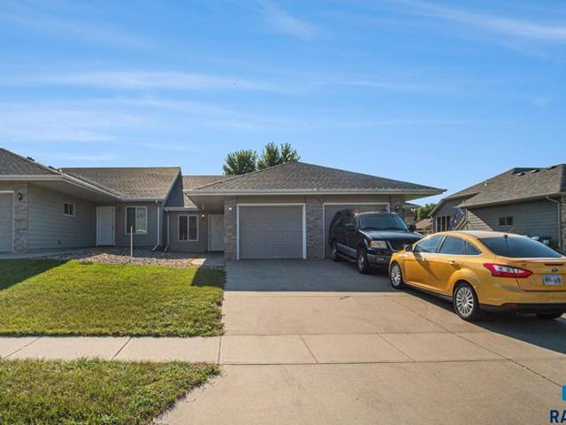Townhouse for sale in Brandon, South Dakota