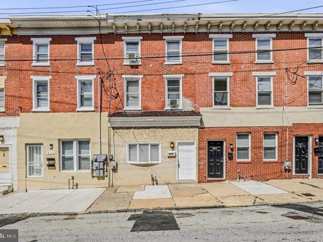 Townhouse for sale in Delaware