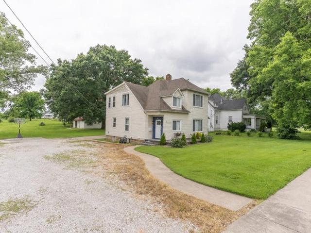 House for sale in Huntsville, Missouri