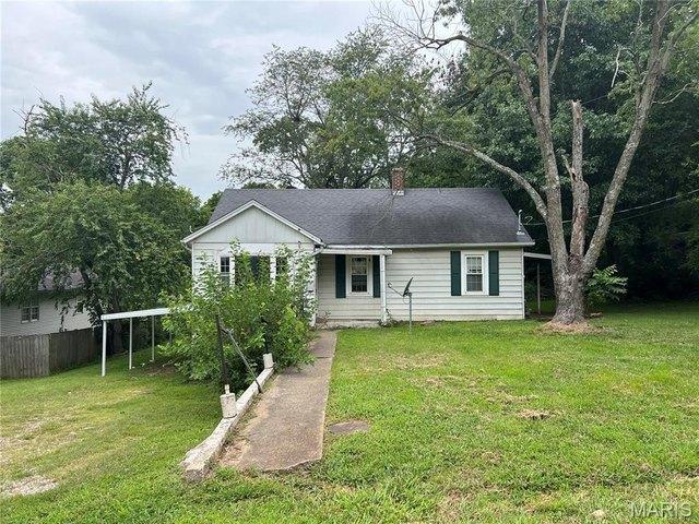 House for sale in Jackson, Missouri