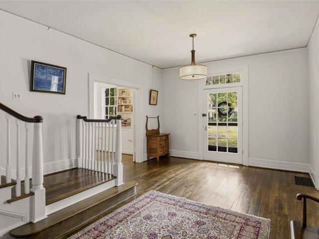 House for sale in Pfafftown, North Carolina