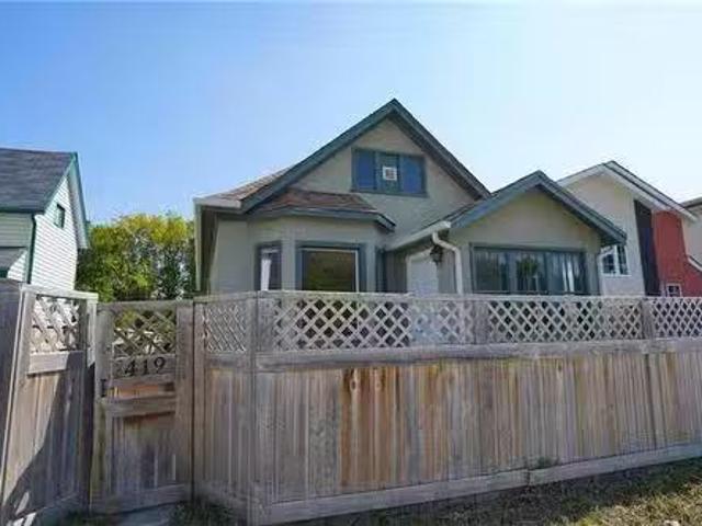 House for sale in East St. Paul, Manitoba