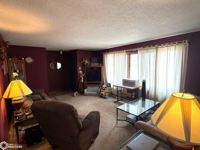 House for sale in Kossuth, Iowa