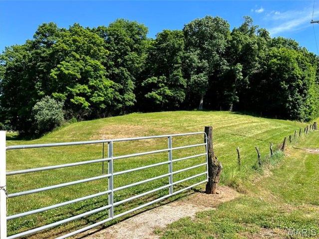 Farm for sale in Silex, Missouri