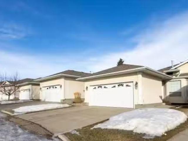 House for sale in Wedgewood, Alberta