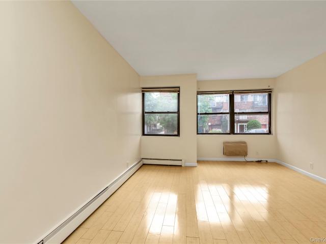 Condo for sale in Queens, Arverne