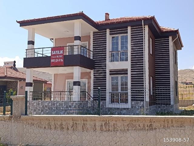 Kemalpaşa, Ulukışla içerisinde satılık Villa