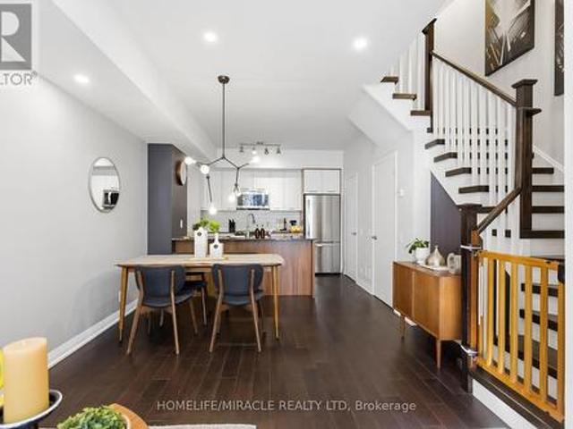 Townhouse for sale in Woburn, Ontario