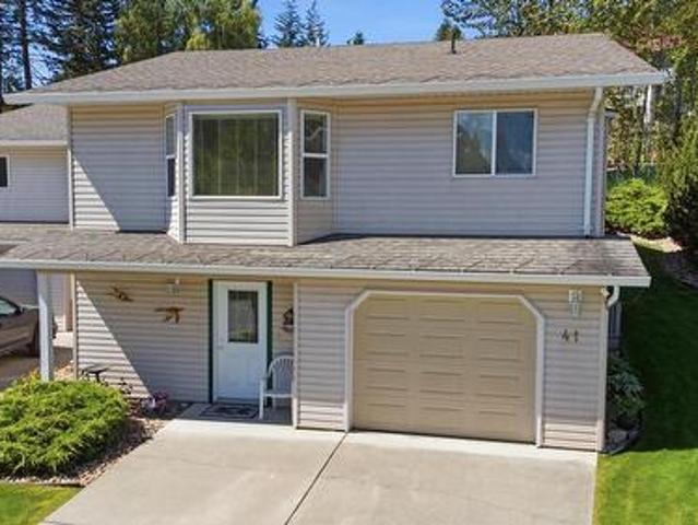 House for sale in Lumby, British Columbia