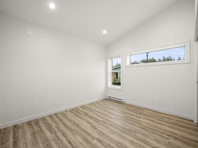 House for rent in Cumberland, British Columbia