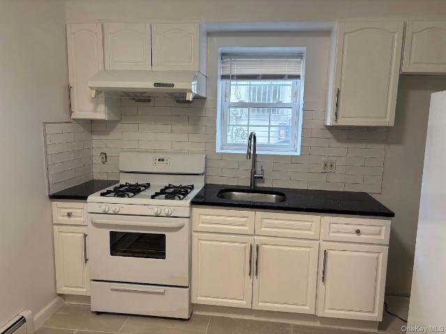 House for sale in Queens, Arverne