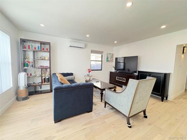 House for sale in Queens, Arverne