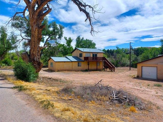 House for sale in Espanola, New Mexico