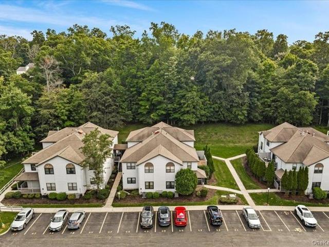 Condo for sale in Monroe, New York