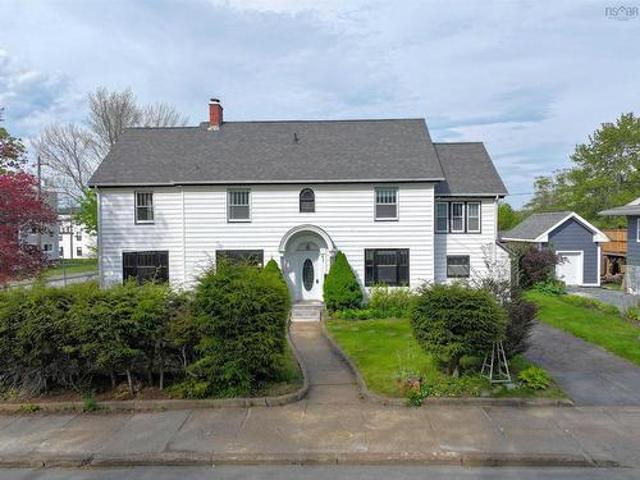House for sale in Nova Scotia