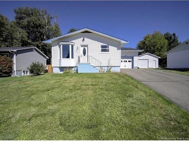House for sale in Oromocto, New Brunswick