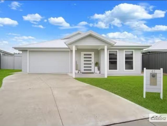 House for rent in Thurgoona, Albury