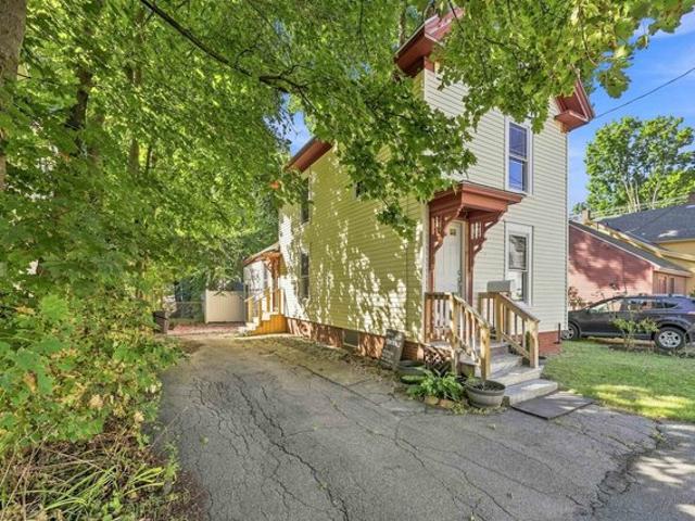House for sale in New Hampshire