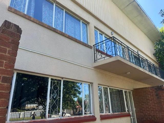 Apartment for sale in Queenstown, Eastern Cape