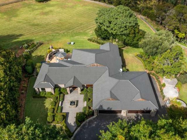 Property for sale in Riverhead
