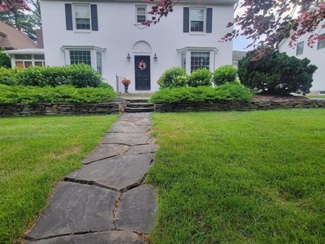 House for sale in Castleton On Hudson, New York