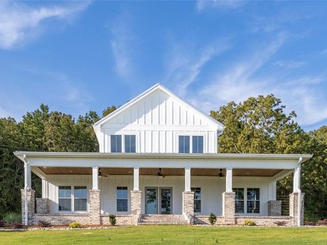 House for sale in Iva, South Carolina