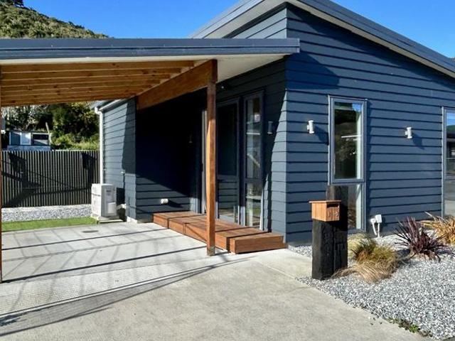 Apartment for rent in Cobden, West Coast