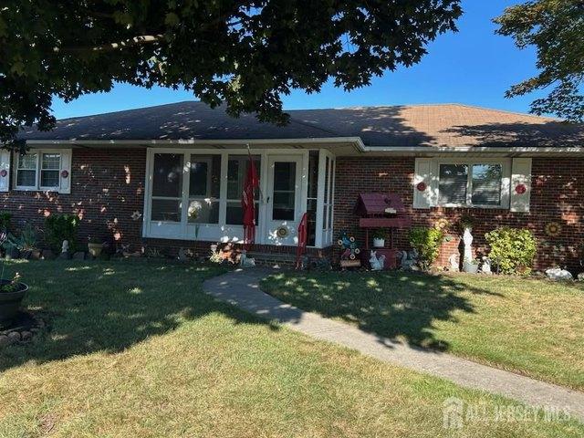 House for sale in Avenel, New Jersey
