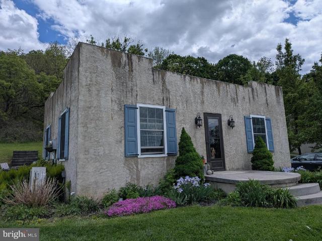 House for sale in McAlisterville, Fayette Township
