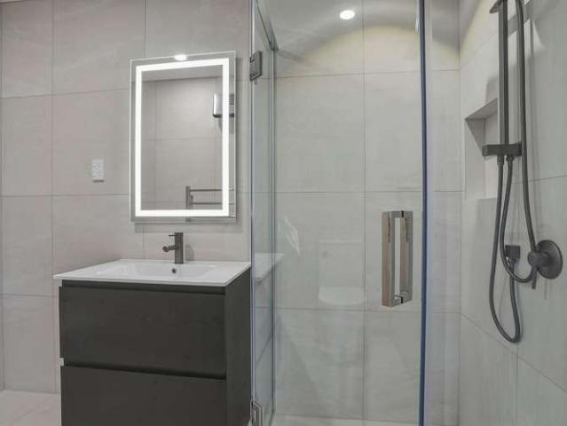 Townhouse for rent in Otakou