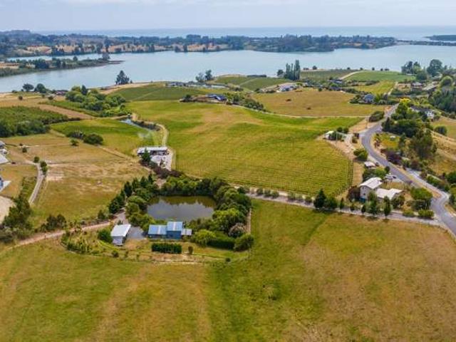 Property for sale in Upper Moutere, Tasman
