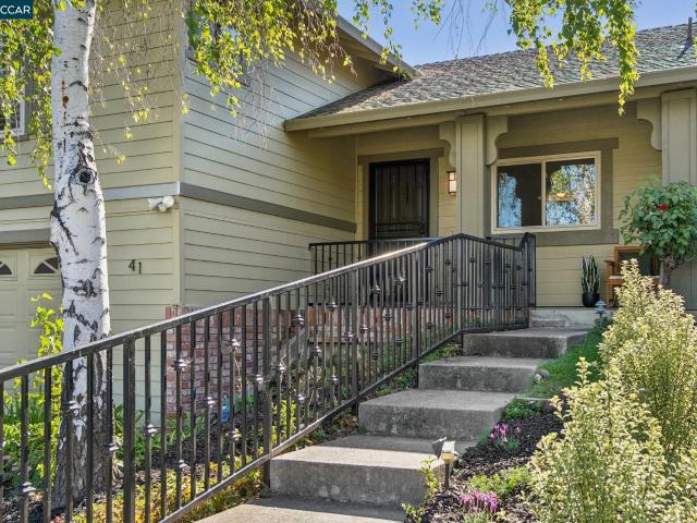 House for sale in Pleasant Hill, California
